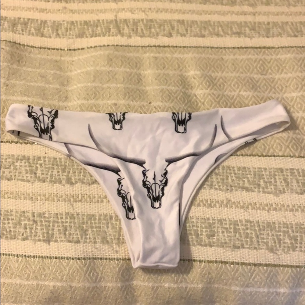 Swimsuit bottoms